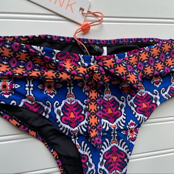 REVOLVE Minkpink Conflict Of Interest Tie Bikini - Picture 6 of 12